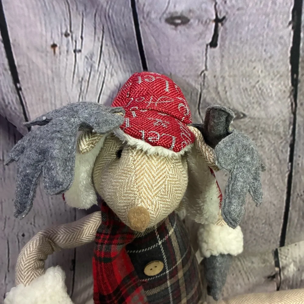 5/$20 Christmas Winter Moose Stuffed Shelf Sitter Holiday Decor‎ GUC